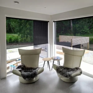Rullaverhot screen-kankaalla - Screen